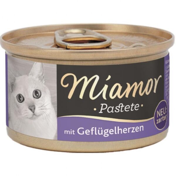 Entdecken Sie unsere besonders zarte Fleischpastete für Katzen, die alle wichtigen Nährstoffe bietet, die Ihre Katze benötigt. Diese hochwertige Katzennahrung überzeugt durch ihre feine Textur, die selbst die wählerischsten Katzen begeistert. Mit einer ausgewogenen Magnesium-Balance hilft sie, der Struvitsteinbildung vorzubeugen und sorgt für ein gesundes Katzenleben. Unsere getreidefreie Rezeptur enthält kein Soja und ist frei von Farb- und Konservierungsstoffen. Jede 85g-Dose ist ein Alleinfuttermittel für ausgewachsene Katzen, das mit natürlichem Taurin angereichert ist. Ideal portioniert und immer frisch serviert – für das Wohlbefinden Ihrer Katze. Fütterungsempfehlung: Bei einem Gewicht von 4 kg empfehlen wir ca. 2 Dosen pro Tag, für Katzen mit 6 kg etwa 3 Dosen täglich." **Keywords:** zarte Fleischpastete, hochwertige Katzennahrung, Magnesium-Balance, getreidefrei, ohne Soja, Alleinfuttermittel, natürliche Nährstoffe, Katzenfutter.