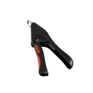 Die Karlie Flamingo Professional Krallenzange Guillotine De Luxe ist das ideale Werkzeug, um die Krallen Ihres Hundes schonend und sicher zu kürzen. Mit ihrem praktischen Anti-Rutsch-Softgriff liegt die Krallenschneider perfekt in der Hand und sorgt für eine angenehme Handhabung. Die kompakten Maße von ca. 14 x 8 x 2 cm und das leichte Gewicht von nur 49 g machen sie zu einem handlichen Begleiter für die Hundepflege. Die attraktive Farbkombination in rot-schwarz sorgt zudem für einen modernen Look. Vertrauen Sie auf diese hochwertige Krallenzange für eine einfache und effektive Pflege der Hundekrallen – für glückliche und gesunde Vierbeiner!