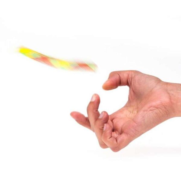 Das lustige Katzenspielzeug Zoing ist ein flexibles Röhrenspielzeug, das aus hochwertigem, farbenfrohem Meshgewebe hergestellt ist. Mit einer Länge von ca. 12,7 cm bietet es aufregenden Spielspaß für Ihre Katze. Einfach zusammendrücken und loslassen – das Röhrchen schnellt bis zu 5 Meter in die Höhe und sorgt für einen spannenden Überraschungseffekt! Dieses Spielzeug fördert die Aktivität und den Spieltrieb Ihrer Katze und ist ideal für stundenlangen Spaß. Im Set sind zwei Stück enthalten, sodass Ihre Katze gleich doppelt Freude hat. Günstig und von hoher Qualität – das perfekte Geschenk für jeden Katzenliebhaber!