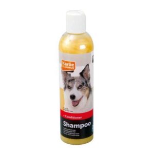Entdecken Sie unser hochwertiges 2-in-1 Shampoo und Conditioner, das Reinigung und Pflege für Ihr Haustier in einem praktischen Produkt vereint. Ideal für langhaariges Fell sorgt dieses Shampoo dafür, dass das Fell weich, glänzend und knotenfrei bleibt. Mit einer Inhalt von 300 ml bietet es eine langanhaltende Lösung für die Fellpflege. Gönnen Sie Ihrem Liebling die beste Pflege mit unserem effektiven und günstigen Shampoo, das speziell für die Bedürfnisse von langhaarigen Hunden und Katzen entwickelt wurde.