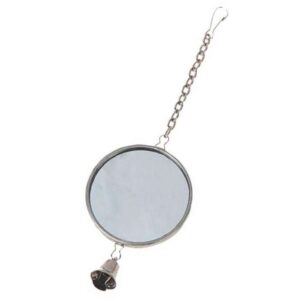 Entdecken Sie unseren runden Metallspiegel für Vögel, der sich perfekt zum Befestigen im Käfiggitter eignet. Mit einem Durchmesser von ca. 5 cm ist dieser Spiegel nicht nur ein hochwertiges Spielzeug, sondern fördert auch das Wohlbefinden Ihrer gefiederten Freunde. Das integrierte Glöckchen sorgt für zusätzlichen Spielspaß und stimuliert die Neugier Ihrer Vögel. Dieser günstige und langlebige Metallspiegel ist die ideale Ergänzung für jeden Vogelkäfig und bietet eine unterhaltsame Möglichkeit, Ihre Vögel zu beschäftigen und zu fördern.