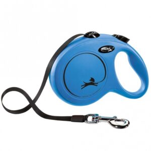 Entdecken Sie die innovative Hundeleine in Größe L, die sich perfekt für Hunde bis zu 50 kg Körpergewicht eignet. Mit einer praktischen Gurtlänge von 5 Metern bietet sie Ihrem Vierbeiner ausreichend Bewegungsfreiheit und Sicherheit. Diese hochwertige Leine ist erweiterbar durch das flexi Multi Box und das LED Lighting System, was sie zu einem idealen Begleiter für nächtliche Spaziergänge macht. Die ansprechende Farbe Blau sorgt nicht nur für einen modernen Look, sondern auch für gute Sichtbarkeit. Investieren Sie in Qualität und Komfort für Sie und Ihren Hund – die perfekte Wahl für jeden Hundebesitzer!