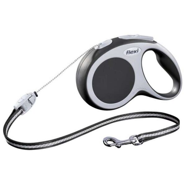 Diese hochwertige Seil-Roll-Leine von Flexi, einem renommierten Qualitätshersteller, ist die perfekte Wahl für Hundebesitzer, die Wert auf Sicherheit und Komfort legen. Ausgestattet mit einem innovativen Kurzhub-Bremssystem und einer praktischen Gurtwechsel-Verbindung, bietet diese Leine eine Länge von 8 m und eignet sich ideal für Hunde bis zu 12 kg Körpergewicht. Der komfortable Softgriff sorgt für einen sicheren Halt und liegt angenehm in der Hand. Zusätzlich ist der Gurtansatz mit einem reflektierenden Streifen versehen, der die Sichtbarkeit und Sicherheit bei Nacht erhöht. Diese Leine ist in vielen modernen Farben erhältlich, darunter stilvolles Anthrazit, und lässt sich durch diverses Zubehör von Flexi erweitern. Investieren Sie in diese hochwertige Hundeleine und genießen Sie entspannte Spaziergänge mit Ihrem vierbeinigen Freund!