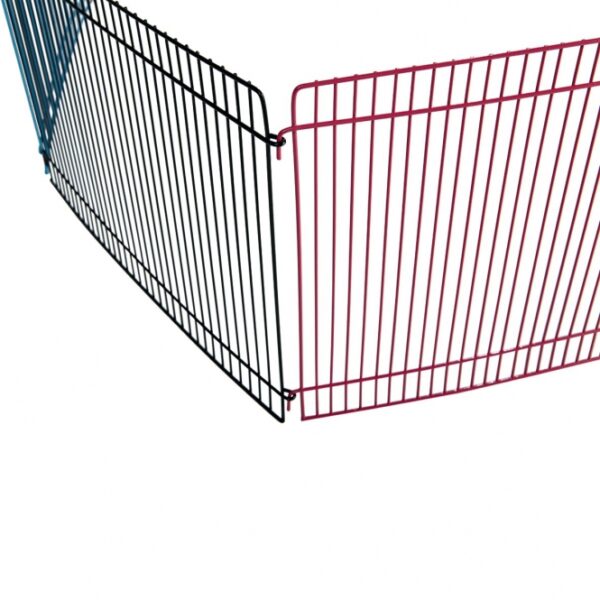 Dieser hochwertige Hamsterkäfig aus lackiertem Metall ist ideal für die Nutzung im Haus und bietet Ihrem kleinen Freund den notwendigen Freiraum zum Spielen und Erkunden. Mit seinen 8 Elementen, jeweils 34 × 23 cm groß, lässt sich der Käfig individuell anpassen und erweitern, um zusätzlichen Platz für Ihr Haustier zu schaffen. Die durchdachte Konstruktion sorgt nicht nur für Sicherheit, sondern auch für eine ansprechende Optik in Ihrem Wohnraum. Die Maße des Käfigs betragen ø 86 × 23 cm, was ihn zu einer praktischen und funktionalen Lösung für Hamsterbesitzer macht. Investieren Sie in diesen Käfig, um Ihrem Tier ein glückliches und gesundes Leben zu ermöglichen – der perfekte Rückzugsort für Ihren Hamster!