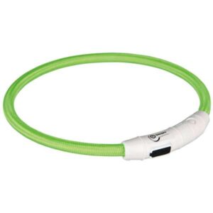 Der spritzwassergeschützte Flash Leuchtring aus hochwertigem TPU/Nylon sorgt dafür, dass Ihr Hund bis zu einer Entfernung von ca. 500 m sichtbar ist. Dieses innovative Leuchtaccessoire benötigt keine teuren Batterien, da es mit einem praktischen USB-Akku ausgestattet ist, der einfach über das mitgelieferte USB-Kabel aufgeladen werden kann – ideal für den Einsatz am Computer oder in der Steckdose. Der Leuchtring bietet sowohl Blink- als auch Dauerlichtmodi, wobei eine Akkuladung für ca. 5 Stunden Dauerlicht oder 8 Stunden Blinklicht ausreicht. Zudem lässt sich der Leuchtschlauch individuell anpassen, indem er einfach zugeschnitten wird. Im Lieferumfang sind ein Ladekabel und ein Schraubenzieher enthalten. Mit einer Größe von M-L, einer Länge von ca. 45 cm und einem Durchmesser von etwa 7 mm in auffälligem Grün ist dieser Leuchtring die perfekte Lösung für Sicherheit und Sichtbarkeit bei nächtlichen Spaziergängen.