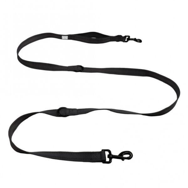 **Optimierte Produktbeschreibung:** Entdecken Sie die EXPLOR Ultimate Fit Trainingsleine – die perfekte Wahl für Hundebesitzer, die Wert auf Qualität und Funktionalität legen. Diese hochwertige Trainingsleine mit 2 Karabinerhaken hat eine Gesamtlänge von 2,20 Metern und ist ideal für Welpentraining sowie entspannte Spaziergänge in belebten Umgebungen. Dank der vielseitigen 4-fach Verstellbarkeit können Sie die Leine bequem in Kombination mit dem EXPLOR Ultimate Fit-Geschirr nutzen oder für zwei Hunde gleichzeitig verwenden. Der weiche, mit Neopren bezogene Korrekturgriff ermöglicht Ihnen eine schnelle Kontrolle Ihres Hundes, während die reflektierenden Nähte für zusätzliche Sicherheit im Straßenverkehr sorgen. Genießen Sie die Freiheit, Ihren Hund an der Schulter oder Hüfte zu führen und erleben Sie unvergessliche Abenteuer in der Natur! Holen Sie sich jetzt die beste Trainingsleine für Ihren Hund und machen Sie jeden Spaziergang zu einem Vergnügen!