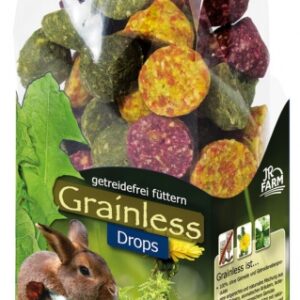 Entdecken Sie die ideale Belohnung für Ihre Nager und Zwergkaninchen! Unser hochwertiges Ergänzungsfuttermittel ist 100% getreidefrei und enthält keinerlei Zucker oder Honig. Es überzeugt durch eine köstliche Mischung aus natürlichen Zutaten wie Löwenzahn, Karotte, Rote Beete und einer Vielzahl von Kräutern, die Ihr Haustier lieben wird. Die sorgfältig ausgewählten Bestandteile wie Erbsen, Petersilie und Brennnessel sorgen für eine ausgewogene Ernährung und fördern das Wohlbefinden Ihrer kleinen Freunde. Mit einem hohen Proteinanteil von 15,9% und wertvollen Rohfasern ist dieses Futter nicht nur lecker, sondern auch gesund. Füttern Sie es als schmackhaften Snack und bieten Sie Ihren Nager eine gesunde Belohnung, die sie verdient haben!