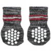 Die hochwertigen Hundesocken aus Baumwolle mit Elasthan sind die ideale Lösung für Ihren Vierbeiner, um auf glatten Flächen sicheren Halt zu finden. Besonders ältere Hunde profitieren von diesen praktischen Socken, die bei Rücken- und Gelenkschmerzen eine wertvolle Unterstützung bieten. Zudem fördern sie die Heilung von Verletzungen und schützen gleichzeitig Ihre Böden und Möbel vor unschönen Kratzspuren. Diese pflegeleichten Socken können bequem bei 30° gewaschen werden. Erhältlich in elegantem Grau, kommen sie im praktischen 2er-Pack und sind in der Größe L-XL, perfekt geeignet für Rassen wie den Rhodesian Ridgeback. Gönnen Sie Ihrem Hund den besten Schutz und Komfort mit diesen Antirutsch-Hundesocken!