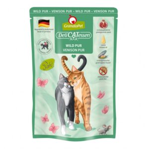 **Optimierte Produktbeschreibung für GranataPet DeliCatessen Wild PUR** Entdecken Sie, warum GranataPet DeliCatessen Wild PUR das beste Futter für Ihre Katze ist! Dieses hochwertige Alleinfuttermittel enthält 72 % Wildfleisch, das reich an Proteinen ist und für eine gesunde Ernährung sorgt. Die Zugabe von Granatapfelkernen, die reich an natürlichen Polyphenolen sind, unterstützt das Immunsystem Ihrer Katze und schützt die Zellen vor freien Radikalen. Zusätzlich enthält das Futter wertvolles Taurin und Leinöl, die zur allgemeinen Gesundheit beitragen. GranataPet DeliCatessen Wild PUR wird in Deutschland hergestellt und ist ideal für ausgewachsene Katzen. Es ist glutenfrei, getreidefrei und enthält keine künstlichen Konservierungsmittel, Farbstoffe oder Zuckerzusätze. So können Sie sicher sein, dass Ihre Katze nur das Beste erhält. Mit einem Feuchtigkeitsgehalt von 78 % und einer ausgewogenen Zusammensetzung sorgt dieses Futter für eine optimale Nährstoffaufnahme. Vertrauen Sie auf GranataPet für die Gesundheit und das Wohlbefinden Ihrer Katze – jetzt für ein glückliches und aktives Leben!