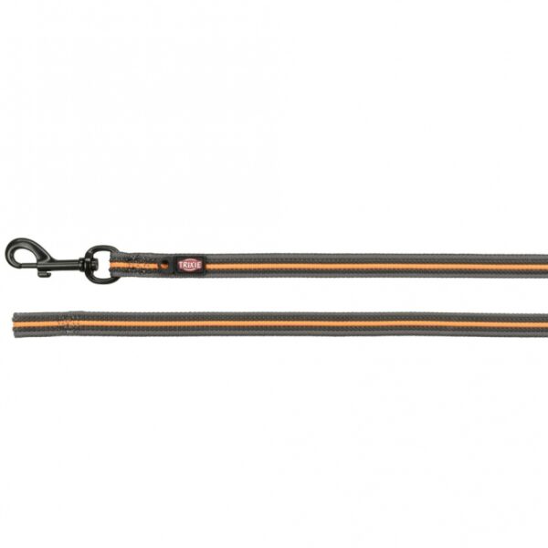 Entdecken Sie unser hochwertiges Gurtband in der praktischen Länge von 3 Metern und einer Breite von 17 mm, ideal für vielseitige Anwendungen. Dieses rutschfeste und griffige Gurtband ist perfekt zum Befestigen von Hundemarken oder Flashern dank der integrierten Öse. Die ansprechende Farbkombination aus Grafit und Papaya sorgt nicht nur für einen modernen Look, sondern macht es auch zu einem attraktiven Accessoire für Ihren Hund. Ob im Alltag oder beim Outdoor-Abenteuer, unser Gurtband bietet Ihnen die hohe Qualität und Zuverlässigkeit, die Sie suchen. Holen Sie sich jetzt dieses praktische Gurtband für mehr Sicherheit und Stil!