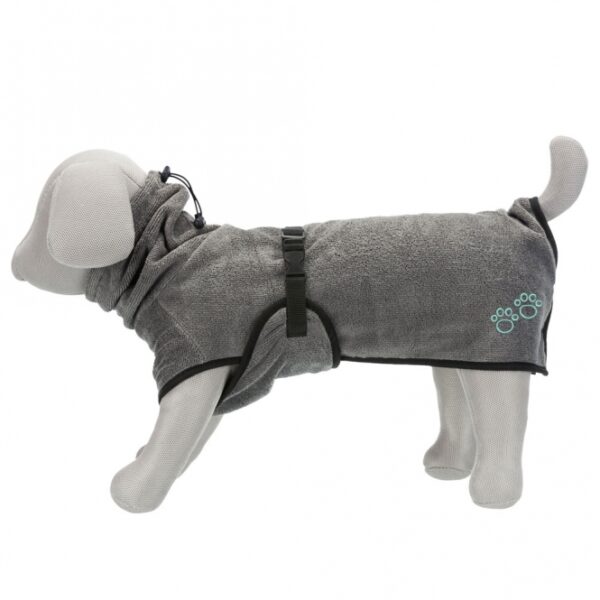 Diese hochwertige Frottee-Hundejacke aus 100% Baumwolle bietet optimalen Schutz vor Kälte und sorgt dafür, dass Ihr Hund immer warm bleibt. Der weite Kragen ist mit einem elastischen Zugband verstellbar, sodass die Jacke perfekt sitzt. Ausgestattet mit einem Brustlatz und einem stufenlos verstellbaren Bauchgurt mit Schnalle, lässt sich die Jacke einfach anlegen und anpassen. Die praktischen Druckknöpfe im Rutenbereich erleichtern das Anziehen zusätzlich. In einem eleganten Grau erhältlich, ist diese Hundejacke in Größe S ideal für einen Halsumfang von ca. 44 cm, einen Bauchumfang von 46-56 cm und einer Rückenlänge von ca. 40 cm. Schützen Sie Ihren Hund mit dieser stilvollen und funktionalen Jacke vor dem Auskühlen – die perfekte Wahl für kalte Tage!