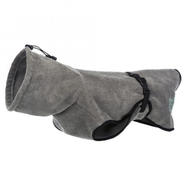 Dieser hochwertige Hundemantel aus 100% Baumwolle und Polyester bietet optimalen Schutz vor Kälte und sorgt dafür, dass Ihr Hund warm und gemütlich bleibt. Mit einem praktischen, verstellbaren Kragen und einem elastischen Zugband lässt sich der Mantel individuell anpassen, während der Brustlatz und der stufenlos verstellbare Bauchgurt mit Schnalle zusätzlichen Komfort bieten. Die Druckknöpfe im Rutenbereich ermöglichen ein einfaches Anlegen, sodass Sie schnell bereit für den nächsten Spaziergang sind. In elegantem Grau und in der Größe XL (Halsumfang ca. 72 cm, Bauchumfang ca. 84-102 cm, Rückenlänge ca. 75 cm) ist dieser Mantel nicht nur funktional, sondern auch stilvoll. Schützen Sie Ihren Hund mit diesem praktischen und modischen Accessoire vor dem Auskühlen – ideal für kalte Tage!