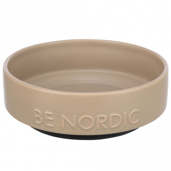 Dieser praktische und stilvolle Behälter mit einem Fassungsvermögen von ca. 0,5 Litern und einem Durchmesser von 16 cm ist ideal für den täglichen Gebrauch. Dank des rutschfesten Gummirings bleibt er sicher an seinem Platz, während Sie ihn verwenden. Er ist spülmaschinengeeignet, sodass die Reinigung besonders einfach ist – denken Sie daran, die Gummielemente vor dem Spülen zu entfernen. In einem eleganten Taupe-Ton fügt sich dieser Behälter harmonisch in jede Küche ein. Zudem unterstützt der Verkauf dieser Serie die Meeresschutzprojekte von TRIXIE und trägt somit aktiv zum Natur- und Artenschutz bei. Investieren Sie in hohe Qualität und Funktionalität mit einem Produkt, das sowohl praktisch als auch umweltfreundlich ist!