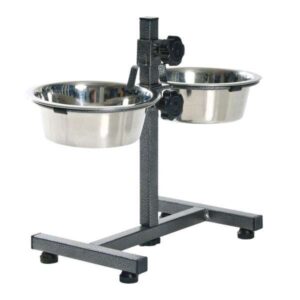 Entdecken Sie unseren hochwertigen Fressnapfständer mit 2 rostfreien Edelstahlnäpfen, der speziell für die Bedürfnisse Ihrer Haustiere entwickelt wurde. Der robuste Ständer mit H-Fuß aus Metall ist hammerschlageffekt-lackiert und höhenverstellbar bis ca. 50 cm, was eine optimale Fresshaltung ermöglicht und die Verdauung Ihres Tieres unterstützt. Dank der praktischen Napfarretierung und des Klapperschutzes bleibt alles sicher an Ort und Stelle. Die rutschfesten Gummifüße sorgen für Stabilität, während die einfache Montage Ihnen Zeit und Mühe spart. Mit einem Fassungsvermögen von 2 x 2,8 l und einem Napfdurchmesser von ca. 24 cm ist dieser Fressnapfständer die perfekte Wahl für alle Haustierbesitzer, die Wert auf Qualität und Funktionalität legen. Holen Sie sich jetzt diesen praktischen und stilvollen Fressnapfständer für Ihr Zuhause!