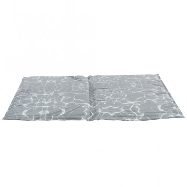 Genießen Sie ultimativen Liegekomfort und eine langanhaltende Kühldauer mit unserer hochwertigen Kühlmatte. Die 2 cm dicke Schaumstoff-/Gel-Füllung sorgt für eine optimale Thermoregulation und kühlt durch Körperkontakt, ganz ohne zusätzliche Kühlung, Strom oder Wasser. Diese praktische Kühlmatte ist vielseitig einsetzbar, sei es auf Betten, in Hundehütten oder im Auto, und bietet mehrere Stunden angenehme Kühle. Nach einer kurzen Nutzungsunterbrechung ist sie sofort wieder einsatzbereit und lässt sich einfach abwischen. Unsere Kühlmatte ist tierschutzkonform nach § 18 (AT) und hat die Maße von ca. 65 x 50 cm. Bitte beachten Sie: Verwenden Sie die Matte nicht in der Sonne oder bei Temperaturen über 45 °C, um die Kühlwirkung zu erhalten. Lagern Sie die Matte am besten ausgebreitet, um Feuchtigkeitsbildung zu vermeiden. Erleben Sie die perfekte Kombination aus Komfort und Funktionalität mit dieser hochwertigen Kühlmatte!