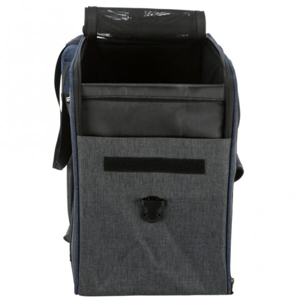 Diese praktische und formstabile Haustiertasche ist die ideale Lösung für Tierbesitzer, die Wert auf Komfort und Sicherheit legen. Mit einem durchdachten Design ermöglicht die Tasche eine einfache Nutzung: Die Schulterriemen können bei Bedarf verstaut werden, und die Schnalle sorgt dafür, dass die Reißverschlüsse nicht ungewollt geöffnet werden. Die Tasche ist von oben zu öffnen und verfügt über eine Außentasche für zusätzlichen Stauraum. Dank der integrierten Kurzleine ist Ihr Haustier bis zu einem Gewicht von 7 kg immer sicher. Hergestellt aus hochwertigem Polyester und in einem stilvollen grau-blauen Design, hat die Tasche die Maße von 25 × 38 × 50 cm und überzeugt durch ihre hohe Qualität. Ideal für Ausflüge oder den täglichen Gebrauch, bietet diese Haustiertasche sowohl Funktionalität als auch Design.