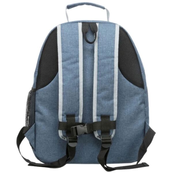 Dieser hochwertige Transportkorb für Haustiere ist die ideale Lösung für sichere und komfortable Reisen mit Ihrem kleinen Liebling. Aus robustem Polyester gefertigt, bietet der Korb eine formstabile Konstruktion und ist mit einem praktischen Taillengurt ausgestattet, der eine optimale Gewichtsverteilung gewährleistet. Der Korb lässt sich bequem von vorne öffnen und verfügt über eine integrierte Kurzleine sowie eine Netztasche für zusätzliches Zubehör. Die gepolsterte Bodenplatte in Lammfell-Optik sorgt für zusätzlichen Komfort, während der abnehmbare Bezug die Reinigung erleichtert. Reflektierende Elemente erhöhen die Sichtbarkeit bei schlechten Lichtverhältnissen. Mit den kompakten Maßen von ca. 34 × 44 × 26 cm ist dieser Transportkorb ideal für Tiere bis zu 6 kg geeignet und in einem ansprechenden Blau erhältlich. Sichern Sie sich diesen praktischen und stilvollen Begleiter für Ihre Ausflüge!