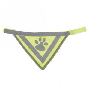 Dieser hochwertige Hundehalsband aus strapazierfähigem Polyester ist perfekt für alle Hunde, die Sicherheit und Stil lieben. Mit seinen reflektierenden Elementen sorgt das neongelbe Halsband dafür, dass Ihr Hund auch bei Dunkelheit gut sichtbar ist. Der praktische Klettverschluss ermöglicht ein einfaches An- und Ausziehen, während die waschbare Eigenschaft bei 30°C für eine einfache Reinigung sorgt. Das Halsband ist in der Größe L-XL erhältlich und passt für einen Halsumfang von ca. 43-60 cm. Investieren Sie in die Sicherheit und den Komfort Ihres Hundes mit diesem stilvollen und funktionalen Halsband!