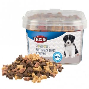 Entdecken Sie unsere kleinen und weichen Leckerlis für Hunde, die aus hochwertigen Zutaten wie Huhn, Lamm und Lachs hergestellt werden. Diese schmackhaften Snacks sind reich an Calcium, das zur Stärkung der Knochen Ihres vierbeinigen Freundes beiträgt, und enthalten 0 % Zuckerzusatz – ideal für eine gesunde Ernährung. Unsere Leckerlis bestehen aus einer ausgewogenen Mischung aus Getreide, pflanzlichen Nebenerzeugnissen und tierischen Proteinen, die Ihrem Hund nicht nur schmecken, sondern auch gut tun. Lagern Sie die Leckerlis kühl und trocken, um ihre Frische zu bewahren. Verwöhnen Sie Ihren Hund mit diesen hochwertigen Snacks, die sowohl lecker als auch nahrhaft sind!