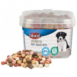 Entdecken Sie unsere kleinen und weichen Leckerlis, die speziell für Ihren Hund entwickelt wurden. Diese schmackhaften Snacks mit Huhn und Lachs sind nicht nur köstlich, sondern auch reich an wertvollen Omega-3- und Omega-6-Fettsäuren, die zur Gesundheit Ihres Vierbeiners beitragen. Unsere Leckerlis sind zuckerfrei und enthalten keine unnötigen Zusatzstoffe, was sie zu einer gesunden Belohnung macht. Mit einem Inhalt von 140 g sind sie perfekt für das tägliche Training oder einfach als kleine Überraschung zwischendurch. Verwöhnen Sie Ihren Hund mit diesen hochwertigen Snacks, die aus sorgfältig ausgewählten Zutaten bestehen und sich leicht lagern lassen – kühl und trocken. Ideal für alle Hundeliebhaber, die Wert auf gesunde Ernährung legen!