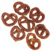 Trixie Mini Pretzels mit Huhn sind der ideale Snack für Ihren vierbeinigen Freund! Diese köstlichen Leckerlis kommen ganz ohne Zuckerzusatz aus und sind somit eine gesunde Wahl für Hunde. Mit einem Inhalt von 100g bieten sie eine praktische Größe für unterwegs oder als Belohnung beim Training. Hergestellt aus hochwertigem Hühnerfleisch, überzeugen die Mini Pretzels durch ihren unvergleichlichen Geschmack und die hohe Qualität der Zutaten. Verwöhnen Sie Ihren Hund mit diesen leckeren Snacks, die nicht nur gut schmecken, sondern auch für eine ausgewogene Ernährung sorgen!