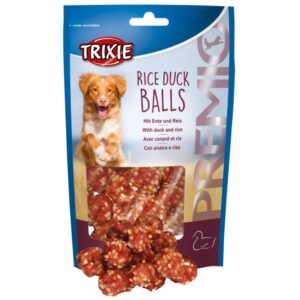 Entdecken Sie die köstlichen Rice Duck Balls, das ideale Ergänzungsfuttermittel für Ihren Hund! Diese hochwertigen Snacks bestehen zu 81% aus feinstem Entenfleisch und sind völlig frei von Zuckerzusatz. Mit einem hohen Fleischgehalt und einem Proteinanteil von 25% sind sie der perfekte Leckerbissen für zwischendurch und tragen zur gesunden Ernährung Ihres Vierbeiners bei. Die wieder verschließbare Verpackung sorgt dafür, dass die Rice Duck Balls besonders lange frisch bleiben. In jeder 80 g Packung finden Sie eine ausgewogene Mischung aus Ente (81%), Reis (15%) und weiteren hochwertigen Zutaten. Gönnen Sie Ihrem Hund diesen schmackhaften Snack und unterstützen Sie seine Vitalität mit einem Produkt von hoher Qualität!