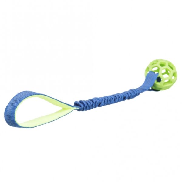 Dieser strapazierfähige Ball aus TPR (Thermoplastisches Gummi) ist der perfekte Spielzeug für aktive Hunde. Mit einem Durchmesser von ca. 7 cm und einer Länge von ca. 48 cm bietet er die ideale Größe für ein aufregendes Spiel. Der integrierte Ruckdämpfer sorgt für sanfte Rückprall-Effekte, die das Spielen noch spannender machen. Hergestellt aus hochwertigem Polyester und TPR, ist dieser Ball sowohl langlebig als auch sicher für deinen Vierbeiner. Bitte beachte, dass die Farben variieren können und eine Farbwahl leider nicht möglich ist, da die Auswahl je nach Lagerbestand erfolgt. Hol dir diesen vielseitigen Spielball für stundenlangen Spaß und Bewegung!