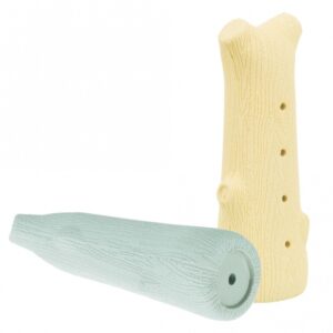 Entdecken Sie unser hochwertiges Spielzeug aus Naturgummi, das nicht nur umweltfreundlich ist, sondern auch knistert und somit das Spielvergnügen Ihres Kindes fördert. Mit einer praktischen Größe von ca. 10 cm ist es ideal für kleine Hände und sorgt für stundenlangen Spaß. Bitte beachten Sie, dass die Farbwahl aufgrund des Lagerbestands nicht möglich ist, sodass jede Lieferung eine Überraschung bietet. Dieses langlebige und sichere Spielzeug ist die perfekte Wahl für Eltern, die Wert auf Qualität und Nachhaltigkeit legen.