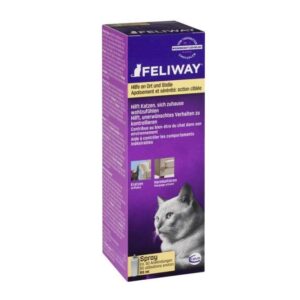Das FELIWAY Spray bietet eine effektive Lösung zur Vorbeugung von Kratz- und Harnmarkieren bei Katzen. Mit seiner gezielten Anwendung auf betroffenen Stellen im Haus, hilft es, unerwünschtes Verhalten zu reduzieren und sorgt dafür, dass sich Ihre Katze wohlfühlt. Das Spray basiert auf dem natürlichen Wohlfühlpheromon der Katze und wurde von Tierärzten entwickelt und empfohlen. Eine 60 ml Flasche enthält etwa 400 Pumpstöße, sodass Sie es über einen längeren Zeitraum nutzen können. Bereits nach 7 Tagen zeigt das FELIWAY Spray eine beeindruckende Reduktion des Kratzmarkierens um bis zu 80%. Es ist ideal für Mehrkatzenhaushalte und unterstützt Katzen dabei, sich schneller an neue Möbel zu gewöhnen. Für beste Ergebnisse verwenden Sie das Spray regelmäßig und in Kombination mit dem FELIWAY Happy Home Verdampfer, um Stresssituationen im Zuhause zu minimieren. Vertrauen Sie auf FELIWAY, um das Wohlbefinden Ihrer Katze zu fördern und unerwünschtes Verhalten zu kontrollieren!