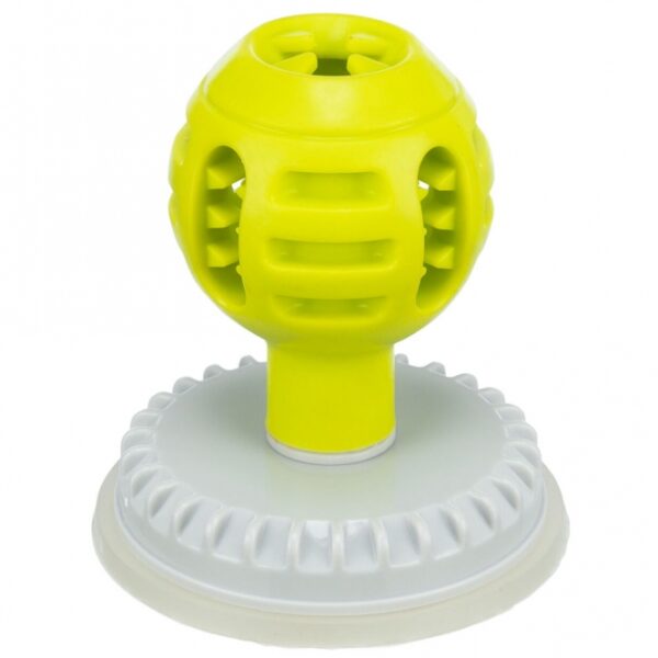 Der Lick'n'Snack Ball ist das ideale Spielzeug für unruhige oder gestresste Hunde. Durch das Schlecken an diesem innovativen Snack-Spielzeug wird dein Vierbeiner beruhigt und findet Ruhephasen. Mit einer speziellen Konstruktion, die Platz für größere Leckerbissen bietet, und seitlichen Rillen, die perfekt für Leberwurst oder andere Pasten geeignet sind, sorgt der Ball für eine lange Beschäftigungsdauer bei geringer Snack-Aufnahmemenge. Die einfache Anbringung an glatten Oberflächen erfolgt dank des praktischen Saugnapfes mühelos. Hergestellt aus hochwertigem Kunststoff und TPR, ist der Lick'n'Snack Ball zudem tierschutzkonform nach § 18 (AT). Regelmäßige Reinigung gewährleistet, dass dein Hund lange Freude an diesem hochwertigen Spielzeug hat. Maße: ca. ø 8/12 cm × 13 cm. Hol dir jetzt den besten Stressabbau für deinen Hund!
