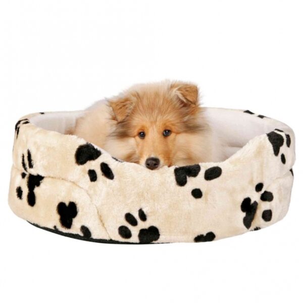 Dieser bequeme Plüsch-Fleece Hundekissen ist der perfekte Rückzugsort für Ihren vierbeinigen Freund. Mit einem hochwertigen Polyester-Bezug und einer weichen Schaumstoff-Füllung bietet es optimalen Komfort und Unterstützung. Das Kissen verfügt über ein praktisches Wendekissen und einen rutschfesten Boden, der für Stabilität sorgt, egal auf welchem Untergrund. Außerdem ist das Kissen in einem ansprechenden Beige mit süßen Pfotenmotiven gehalten und lässt sich ganz einfach per Handwäsche reinigen. Mit den Maßen von ca. 50 x 43 cm passt es ideal in jede Ecke Ihres Zuhauses. Gönnen Sie Ihrem Haustier diesen gemütlichen Rückzugsort – für entspannte Stunden und erholsamen Schlaf!