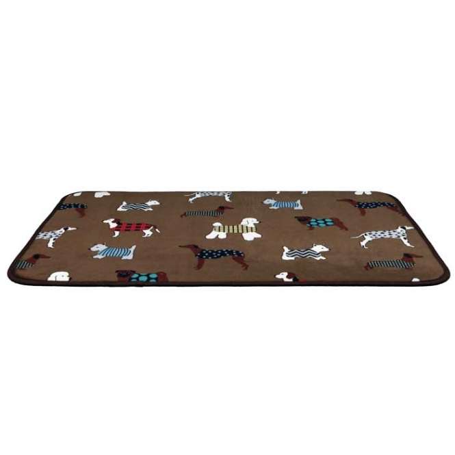 Die **FunDogs Liegematte** ist die ideale Lösung für Ihren Vierbeiner, um ihn vor Bodenkälte zu schützen. Diese **hochwertige Liegematte** ist mit weichem Kurzhaar-Plüsch bezogen und bietet dank der dünnen Schaumstoff-Füllung einen hohen Liegekomfort. Der **rutschfeste Gummiboden** sorgt für eine sichere Bodenhaftung, sodass Ihr Hund jederzeit bequem und stabil liegen kann. Die Matte lässt sich einfach per Handwäsche reinigen, was sie besonders pflegeleicht macht. In einem ansprechenden **Braun mit Hundemotiven** und einer praktischen Größe von **70 x 50 cm** ist diese Liegematte nicht nur funktional, sondern auch ein schöner Blickfang in jedem Zuhause. Schenken Sie Ihrem Hund den Komfort, den er verdient!
