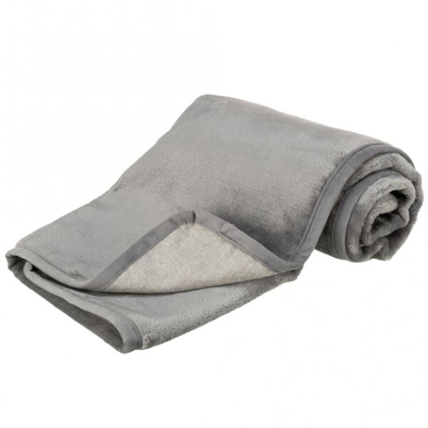 Dieser hochwertige Plüschteppich aus Polyester ist nicht nur stilvoll, sondern auch äußerst funktional. Mit seiner zweilagigen Konstruktion und einer Plüsch-Unterseite, die mit einer wasserundurchlässigen Beschichtung versehen ist, bietet er optimalen Schutz und Komfort. Der dichtgewebte Stoff auf der Unterseite sorgt dafür, dass der Teppich nicht verrutscht, was ihn ideal für jeden Raum macht. Zudem ist der Teppich bei 30°C waschbar, was die Pflege und Reinigung besonders einfach gestaltet. In einem eleganten Grauton und mit den Maßen von ca. 140 x 90 cm passt er perfekt in Ihr Zuhause und verleiht jedem Raum einen Hauch von Gemütlichkeit. Entdecken Sie die Vorteile dieses praktischen und stilvollen Plüschteppichs für Ihr Zuhause!