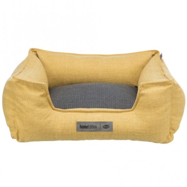 Dieser stilvolle und praktische Webstoff-Sitzsack ist der perfekte Begleiter für Ihr Zuhause. Mit einem hochwertigen Polyester-Bezug und einer bequemen Polyestervlies-Füllung bietet er maximalen Komfort. Das fest integrierte Kissen sorgt für zusätzlichen Halt und Entspannung. Der Bezug ist abnehmbar und bei 40°C waschbar, was die Pflege einfach und unkompliziert macht. Dank des rutschfesten Bodens bleibt der Sitzsack an seinem Platz und eignet sich ideal für jedes Zimmer. In einem modernen gelb/dunkelgrauen Design und den Maßen von ca. 80 x 60 cm passt er perfekt in jeden Wohnraum. Investieren Sie in diesen hochwertigen Sitzsack für gemütliche Stunden!