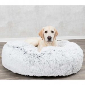 Dieser gemütliche Langhaar-Plüsch Teppich mit hochwertigem Polyester-Bezug ist die perfekte Ergänzung für Ihr Zuhause. Mit einer extra hohen Füllmenge von ca. 20 cm bietet er unvergleichlichen Komfort und eine einladende Atmosphäre. Der rutschfeste Boden sorgt dafür, dass der Teppich sicher an seinem Platz bleibt, während die stilvolle Farbgebung in Weiß-Schwarz jedem Raum einen modernen Touch verleiht. Mit einem Durchmesser von ca. 80 cm eignet sich dieser Teppich ideal für Wohnzimmer, Schlafzimmer oder als dekoratives Element in jedem Raum. Erleben Sie die Kombination aus hoher Qualität und einem günstigen Preis – der perfekte Teppich für jeden, der Wert auf Stil und Komfort legt!