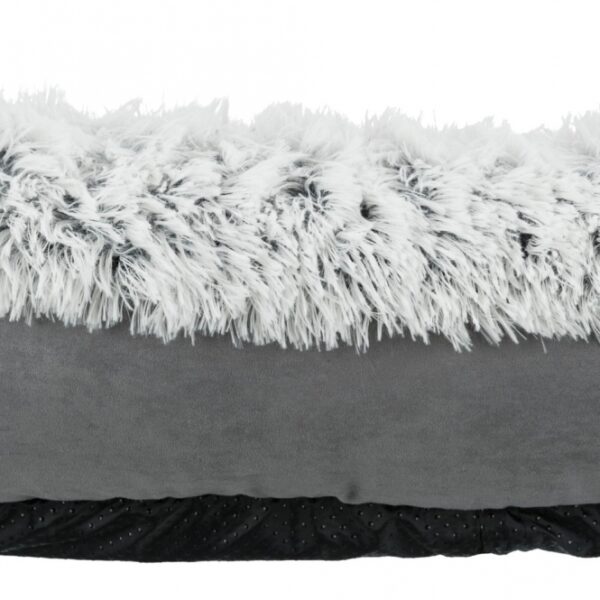 Dieser luxuriöse Velours-Langhaar-Plüschkissenbezug ist der perfekte Begleiter für Ihr Zuhause. Mit einem hochwertigen Polyester-Bezug und einer komfortablen Polyestervlies-Füllung bietet er höchsten Komfort und eine einladende Atmosphäre. Das fest integrierte Kissen sorgt für zusätzlichen Halt und Entspannung. Der abnehmbare Bezug ist bei 40°C waschbar, was die Pflege besonders einfach macht. Das Inlett kann zudem per Handwäsche gereinigt werden. Der rutschfeste Boden garantiert sicheren Halt auf jedem Untergrund. In eleganten Farben wie grau, weiß und schwarz fügt sich dieser Kissenbezug harmonisch in jede Einrichtung ein. Mit den Maßen von ca. 60 × 50 cm ist er ideal für Sofa, Sessel oder Bett. Genießen Sie hohen Komfort und einfache Pflege mit diesem stilvollen Kissenbezug!