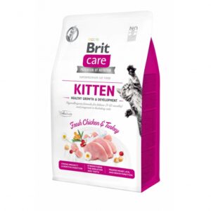 Unser hochwertiges Alleinfuttermittel für Kätzchen und trächtige oder säugende Katzen ist die perfekte Wahl für eine gesunde Ernährung. Diese Super Premium Trockennahrung ist speziell für Kätzchen im Alter von 1 bis 12 Monaten entwickelt und unterstützt ein optimales Wachstum und eine gesunde Entwicklung. Mit einer hypoallergenen und getreidefreien Rezeptur, die reich an frischem Hühnerfleisch, schmackhaftem Putenfleisch und wertvollen Omega-Fettsäuren ist, sorgt sie für eine ausgewogene Ernährung. Die leicht verdaulichen Nährstoffe und essenziellen Fettsäuren fördern die gesunde Entwicklung von Knochen und Zähnen. Zudem enthält unser Futter Kolostrum, das wichtige Abwehrstoffe liefert und das Immunsystem von Kätzchen stärkt. Probiotika und Präbiotika sorgen für eine gesunde Darmflora. Der hohe Proteingehalt unterstützt das Muskelwachstum, während Taurin die Sehkraft sowie die Herz- und Gehirnfunktion stärkt. Unser Futter ist getreidefrei, enthält keine Farbstoffe, Konservierungsstoffe, GMO oder Soja – für eine natürliche und gesunde Ernährung. Vertrauen Sie auf unsere Premiumqualität für das Wohl Ihres Kätzchens!