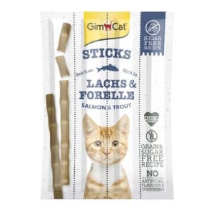 GimCat Sticks sind das ideale Snack-Erlebnis für verwöhnte Katzen, die nur das Beste verdienen. Diese leckeren Sticks enthalten hochwertige Vitamine und Taurin und sind in einer getreidefreien Formel ohne künstliche Farbstoffe hergestellt. Die Zusammensetzung umfasst 8 % Lachs und 8 % Forelle sowie wertvolle tierische Nebenerzeugnisse, die für einen unvergleichlichen Geschmack sorgen. Mit einem hohen Proteingehalt von 35 % und wichtigen Omega-3-Fettsäuren sind diese Snacks nicht nur schmackhaft, sondern auch gesund für Ihre Katze. Füttern Sie Ihrer erwachsenen Katze täglich 1 bis 2 Sticks und sorgen Sie immer für frisches Wasser. Entdecken Sie jetzt den Unterschied mit GimCat Sticks – für glückliche und gesunde Katzen!