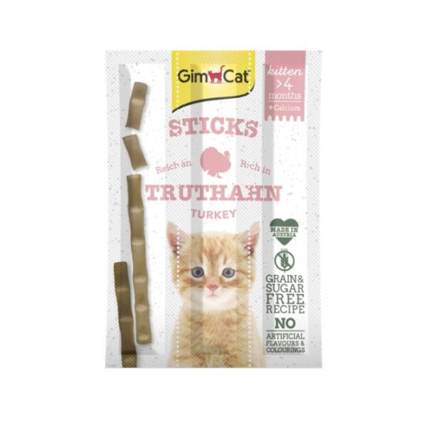 Die **GimCat Kitten Sticks** sind der ideale Snack für Katzenkinder und bieten einen hohen Fleischanteil von 93 %, darunter 32 % hochwertiges Truthahnfleisch. Diese köstlichen Sticks sind nicht nur ein leckerer Kau- und Knabberspaß, sondern auch reich an Calcium, das für die gesunde Entwicklung von Knochen, Skelett und Zähnen unerlässlich ist. Die ausgewogene Rezeptur enthält wichtige Mineralstoffe sowie Vitamine wie D3 und E, die zur allgemeinen Gesundheit Ihres Kätzchens beitragen. Mit einem hohen Proteingehalt von 36 % und einem Fettgehalt von 23 % sind die GimCat Kitten Sticks eine nahrhafte Belohnung, die Katzenkinder ab dem 4. Monat lieben werden. Achten Sie darauf, immer frisches Wasser bereitzustellen, um die Hydration Ihres kleinen Lieblings zu gewährleisten. Verwöhnen Sie Ihr Kätzchen mit diesen hochwertigen Snacks und fördern Sie gleichzeitig seine Gesundheit!