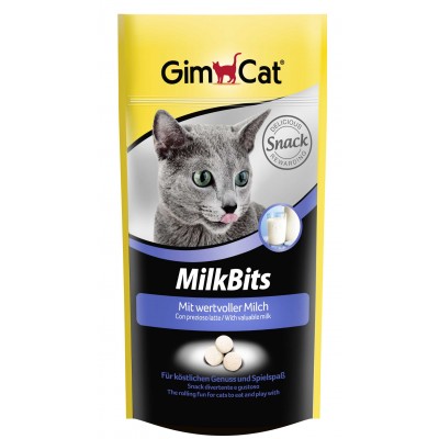 GimCat MilkBits sind der perfekte Snack für Katzen, der wertvolle Milch und viel Spaß vereint. Diese rollenden Leckereien wecken den natürlichen Spieltrieb Ihrer Katze und sorgen für stundenlange Beschäftigung. Dank des wertvollen Prebiotikums TGOS* fördern sie das Wachstum gesunder Bakterien im Darm und unterstützen das biologische Gleichgewicht, was das Wohlbefinden Ihrer Katze erheblich steigert. Unsere MilkBits sind frei von Geschmacksverstärkern, Konservierungsstoffen und Farbstoffen – ideal für eine gesunde Ernährung. Hergestellt aus hochwertigen Zutaten wie 37,4 % getrockneter Milch, Ölen und Fetten, sind sie nicht nur schmackhaft, sondern auch nahrhaft. Füttern Sie Ihrer Katze täglich 4 bis 10 Stück und beobachten Sie, wie sie mit Freude spielt und sich gesund entwickelt. Wählen Sie GimCat MilkBits für eine hohe Qualität und einen unvergesslichen Snackspaß!