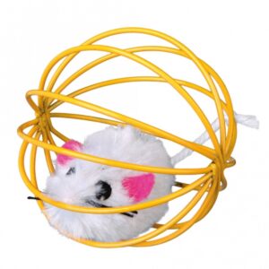 Entdecken Sie die lustige Plüschmaus im Gitterball, die mit einer klingenden Schelle ausgestattet ist und perfekt zum Jagen und Spielen geeignet ist. Mit einer kompakten Größe von ca. 6 cm ist dieses Spielzeug ideal für Katzen und sorgt für stundenlangen Spaß. Die Plüschmaus ist in verschiedenen Farben erhältlich, wobei die Auswahl aufgrund des Lagerbestands variiert. Dieses hochwertige und günstige Spielzeug fördert die Aktivität und den Spieltrieb Ihrer Katze, während es gleichzeitig für eine sichere und unterhaltsame Spielerfahrung sorgt.