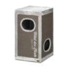 Entdecken Sie den trendigen Katzentower im innovativen Eck-Design, der nicht nur modern aussieht, sondern auch höchsten Komfort für Ihre Katze bietet. Dieser extra schwere und massive Katzenbaum überzeugt durch seine stabile Ausführung und die extra gepolsterte, kuschelige Liegemulde, die für entspannte Ruhezeiten sorgt. Das herausnehmbare Kissen ist bei 30 Grad waschbar und somit besonders pflegeleicht. Mit zwei Ebenen aus hochwertigem Plüsch (380 g/qm) bietet dieser Katzenturm ausreichend Platz zum Spielen und Entspannen. Die kompakten Maße von 50 x 50 cm und einer Höhe von 120 cm machen ihn ideal für jede Wohnung. Gönnen Sie Ihrer Katze den besten Rückzugsort mit diesem stilvollen und funktionalen Katzentower!