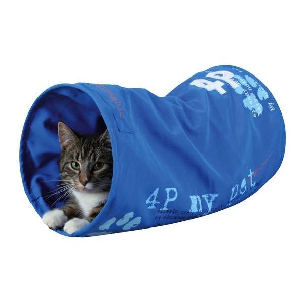 Der Spieltunnel 4P ist der ideale Spielspaß für Ihren Hund! Aus hochwertigem Polyester-Stoff in ansprechender Leinen-Optik gefertigt, begeistert dieser Tunnel mit einer eingenähten Raschelfolie, die zum Spielen anregt und die Neugier Ihres Vierbeiners weckt. Ob drinnen oder draußen, dieser vielseitige Tunnel eignet sich perfekt für alle Umgebungen und ist auch für Welpen geeignet. Mit den kompakten Maßen von ca. 25 x 50 cm (Durchmesser x Länge) und der attraktiven blauen Farbe ist er nicht nur funktional, sondern auch ein echter Hingucker. Entdecken Sie den Spieltunnel 4P und bieten Sie Ihrem Hund stundenlangen Spielspaß und Bewegung!