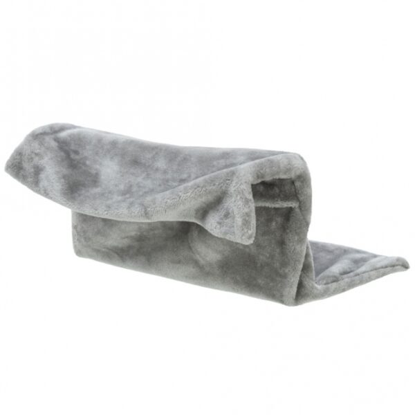 Dieser hochwertige Heizkörperbezug mit abnehmbarem Plüsch-Bezug aus Polyester ist die perfekte Lösung für alle gängigen Heizkörper. Der stabile Metallrahmen sorgt für eine sichere Befestigung, während die verstellbare Halterung (10–12 cm) eine flexible Anpassung ermöglicht. Mit seinen kompakten Maßen von ca. 45 × 24 × 31 cm und der eleganten Farbgestaltung in grau/lichtgrau fügt sich dieser Bezug harmonisch in jedes Wohnambiente ein. Zudem ist der Bezug bei 30° waschbar, was die Pflege und Reinigung zum Kinderspiel macht. Investieren Sie in Qualität und Stil für Ihr Zuhause – dieser Heizkörperbezug vereint Funktionalität und ansprechendes Design!