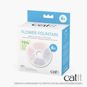 Dieser hochwertige Triple Action Filter für den Catit Flower Trinkbrunnen (Modelle 43742-HAG, 43747-HAG, 43725-HAG) sorgt für frisches und sauberes Trinkwasser für Ihre Katze. Mit 75 % weniger Kunststoff im Vergleich zur Original-Filterpatrone trägt dieser umweltfreundliche Filter nicht nur zur Gesundheit Ihres Haustieres bei, sondern schont auch die Umwelt. Die Aktivkohle entfernt effektiv Gerüche und Verunreinigungen, während das Ionenaustauscherharz das Leitungswasser weicher macht und so das Risiko von Harnwegserkrankungen verringert. Zudem filtert das spezielle Netz Haare, Sedimente und Ablagerungen heraus, um die Wasserqualität zu verbessern. Mit einem Inhalt von 6 Stück ist dieser Filter die perfekte Wahl für verantwortungsvolle Tierbesitzer, die Wert auf hohe Qualität und Gesundheit legen. Schützen Sie Ihre Katze mit diesem effektiven Filter und sorgen Sie für ein gesundes Trinkverhalten!