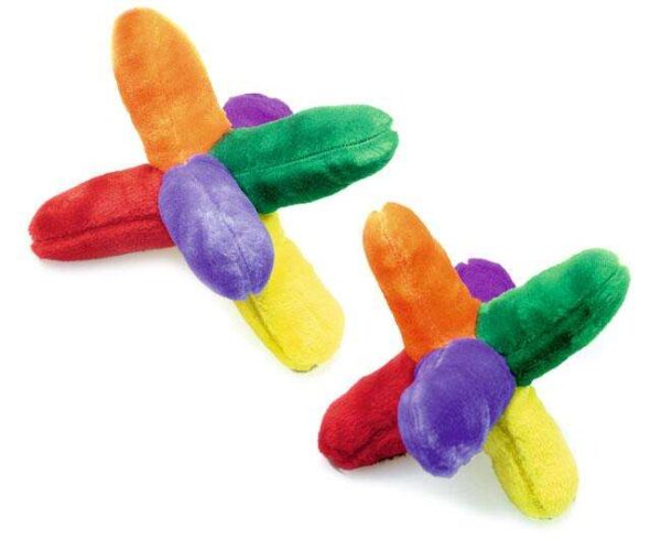 Dieser kuschelige Stern aus hochwertigem Plüsch ist der perfekte Begleiter für Kinder und sorgt für stundenlangen Spielspaß. Mit einer Größe von ca. 25 x 25 cm ist er ideal zum Kuscheln und Spielen. Der Stern ist bis 30° C waschbar, was ihn besonders pflegeleicht und hygienisch macht. Zudem begeistert er mit 4 integrierten Squeekern, die für lustige Geräusche sorgen und die Sinne Ihres Kindes anregen. Holen Sie sich diesen tollen Plüschstern und bereichern Sie das Spielzeugangebot Ihres Kindes mit einem Produkt, das sowohl Qualität als auch Spaß vereint!