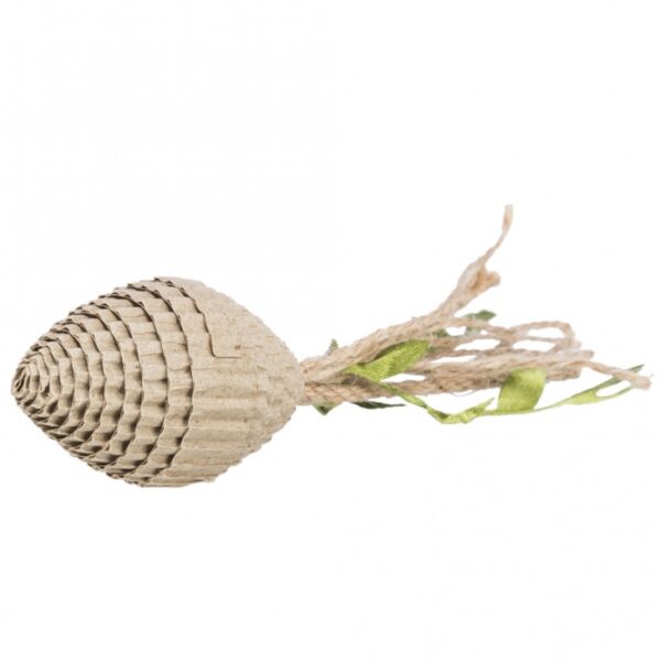 Entdecken Sie unser nachhaltiges Katzenspielzeug aus hochwertiger Pappe und robustem Hanf. Mit einer Größe von ca. 13 cm ist dieses umweltfreundliche Spielzeug perfekt für Katzen aller Größen geeignet und sorgt für stundenlangen Spielspaß. Das natürliche Material fördert nicht nur das Spielverhalten Ihrer Katze, sondern ist auch eine gesunde und sichere Wahl für Ihr Haustier. Setzen Sie auf Qualität und Nachhaltigkeit – das ideale Spielzeug für umweltbewusste Katzenliebhaber!