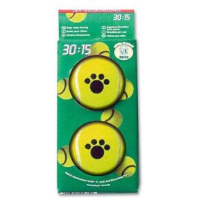 Entdecken Sie unser hochwertiges Tennisspielzeug, das bei Hunden jeden Alters äußerst beliebt ist. Dieses vielseitige Spielzeug eignet sich perfekt zum Werfen, Apportieren und für spannende Zerrspiele. Erhältlich in verschiedenen Formen wie Knochen, Boomerang, Stick oder Ball mit Seil, sorgt es für stundenlangen Spielspaß und Freude. Die Tennisballartikel aus der Serie 30:15 garantieren ein unvergessliches Spielerlebnis, während das ansprechende Pfötchenaufdruck-Design für zusätzlichen Charme sorgt. Unsere Tennisbälle im praktischen 2er Set haben einen Durchmesser von ca. 6 cm und sind in verschiedenen Größen erhältlich, sodass Sie das ideale Spielzeug für Ihren Hund finden können. Holen Sie sich jetzt das beste Tennisspielzeug für Ihren vierbeinigen Freund und genießen Sie unvergessliche Spielmomente!