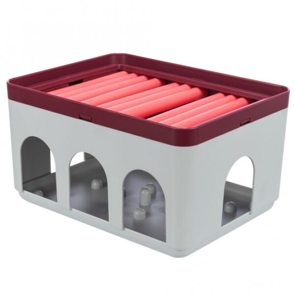 Entdecken Sie den perfekten Spielkasten für Ihre Katze! Dieser innovative Spielkasten mit zwei Ebenen ist ideal für Katzen ab 3 Monaten und sorgt für stundenlangen Spielspaß. Dank der rutschfesten Gummifüße bleibt er sicher an seinem Platz, während Ihre Katze herumtollt. Hergestellt aus hochwertigem Kunststoff, ist der Spielkasten nicht nur langlebig, sondern auch spülmaschinenfest, was die Reinigung zum Kinderspiel macht. Mit den kompakten Maßen von ca. 20 × 12 × 16 cm passt er in jede Wohnung. Zusätzlich erhalten Sie eine praktische Trainingsanleitung, die Ihnen hilft, das Beste aus diesem Spielzeug herauszuholen. Gönnen Sie Ihrer Katze das Beste – ein Spielkasten, der Spaß und Sicherheit vereint!