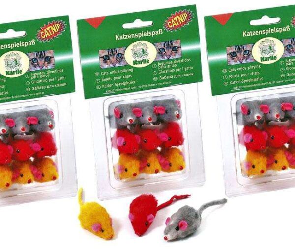 Entdecken Sie unser attraktives 9er Pack mit hochwertigen Spielzeugen, die mit CATNIP-Duftstoff versehen sind. Jedes Spielzeug hat eine Größe von ca. 5 cm und ist in den lebendigen Farben Grau, Rot und Gelb erhältlich. Der integrierte Rasseleffekt sorgt für zusätzlichen Spielspaß und stimuliert die Sinne Ihrer Katze. Diese Spielzeuge sind perfekt geeignet, um die Neugier und den Spieltrieb Ihrer Katze zu fördern. Gönnen Sie Ihrem Haustier diese unterhaltsamen und ansprechenden Spielzeuge für stundenlangen Spaß!